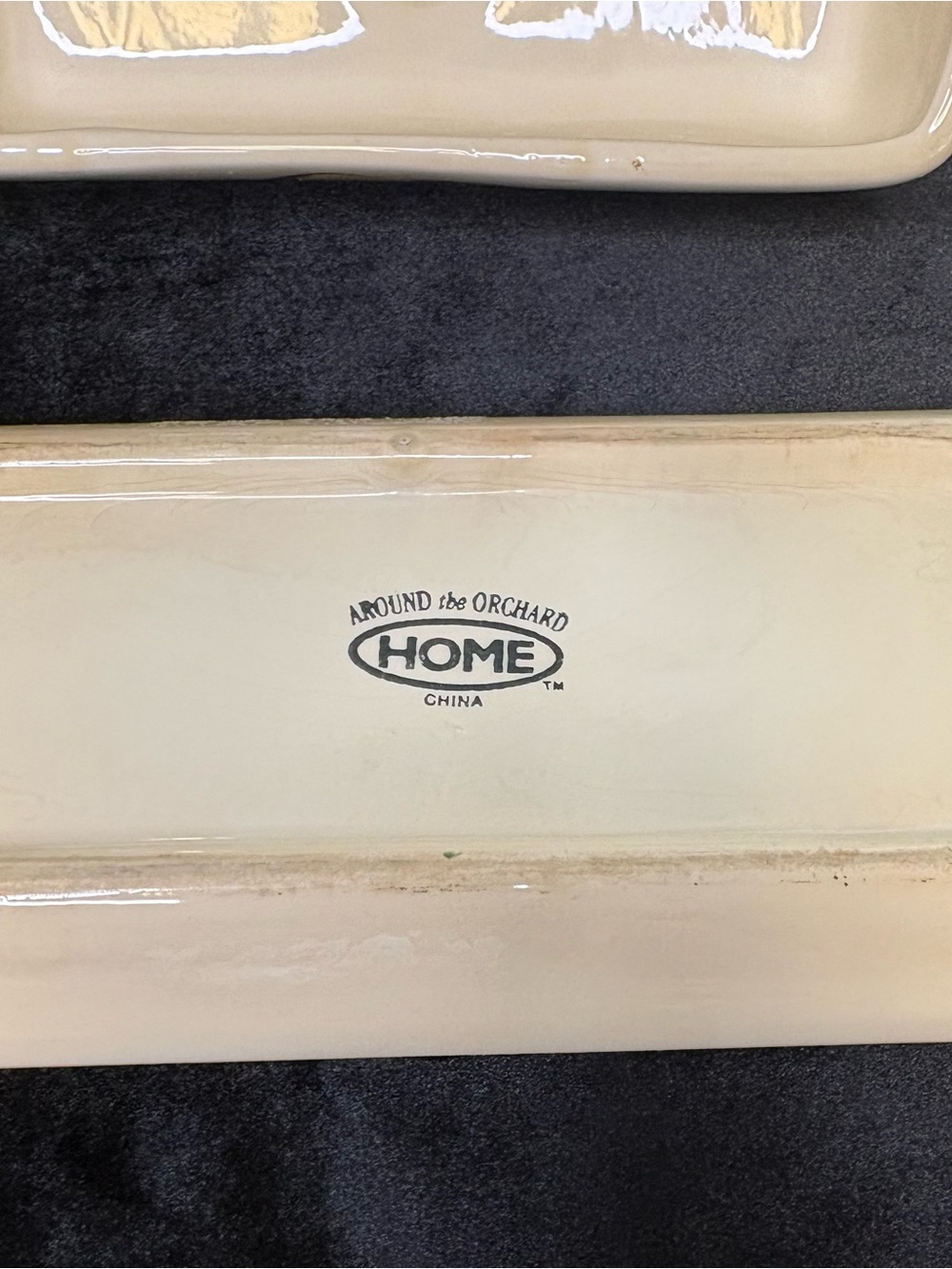 Vintage Orchard Stoneware Apple Covered Butter Dish - Picture 5 of 5